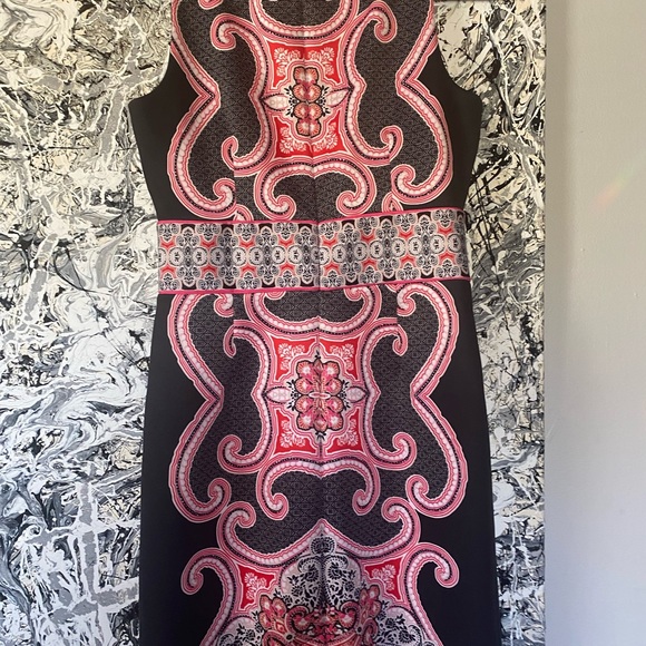 Gorgeous oriental unique dress - Picture 5 of 6